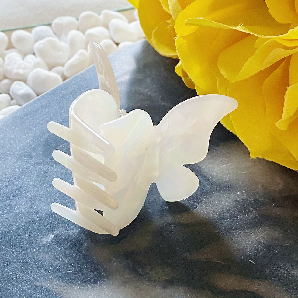 Thumbnail: Butterfly Hair Claw