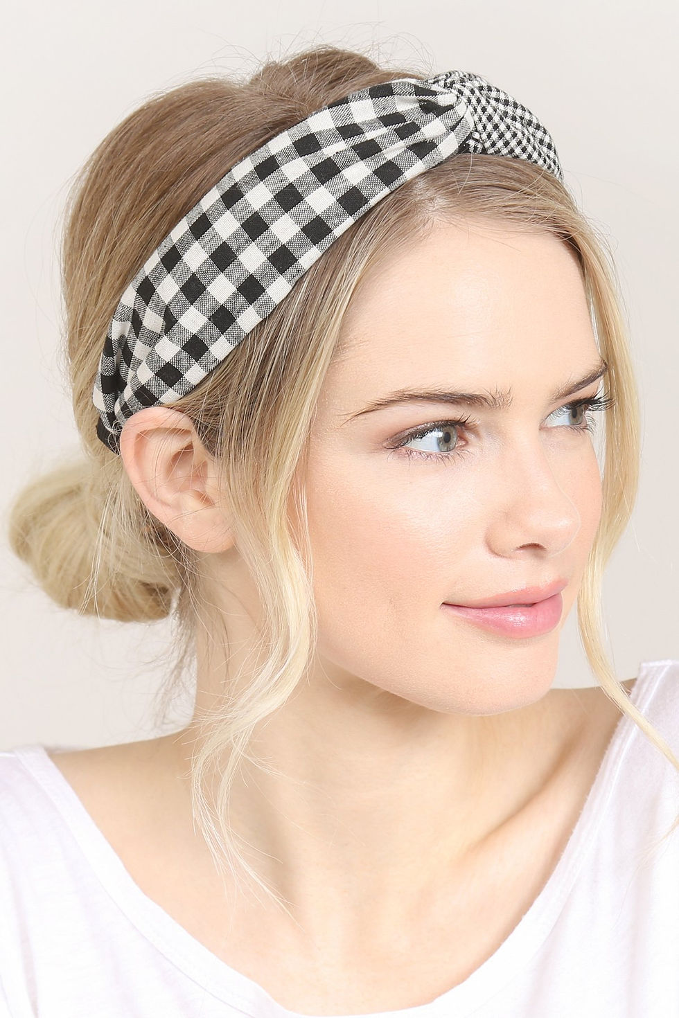 Thumbnail: Hdh2367 - Plaid Knotted Fabric Coated Hair Band