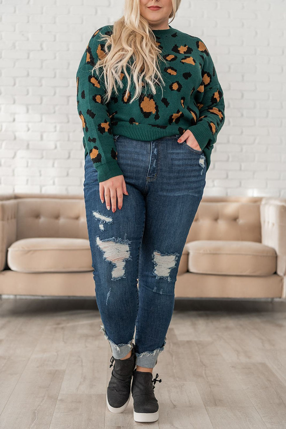 Thumbnail: Center of Attention Distressed Jeans