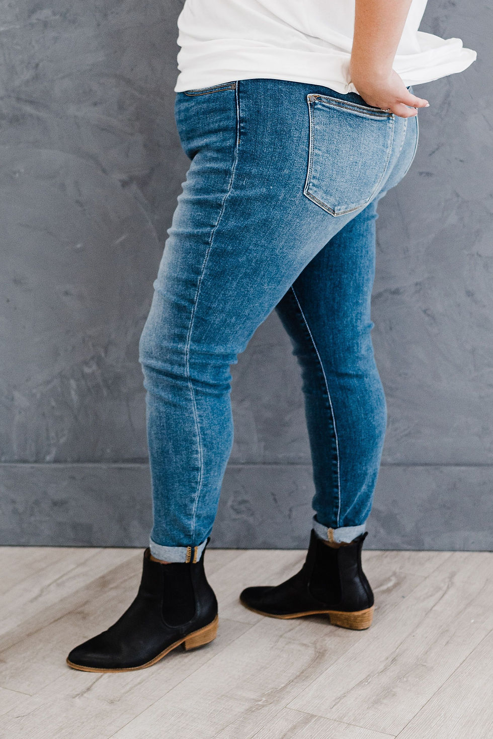 Thumbnail: Out for the Day Jeans
