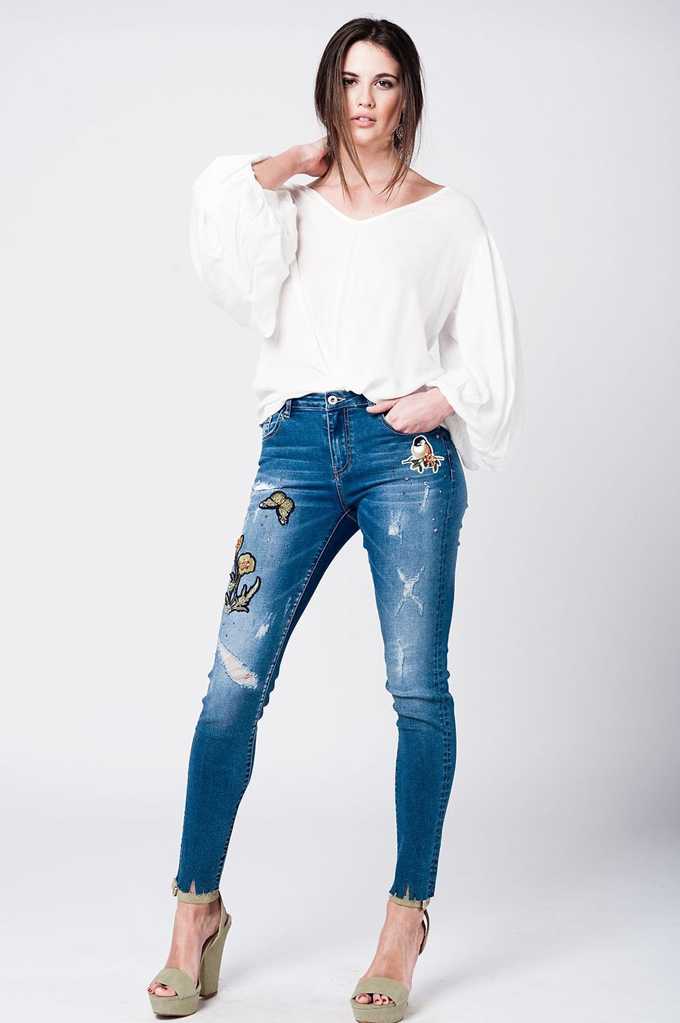 Thumbnail: Skinny Rip Jeans With Embroidered Patches