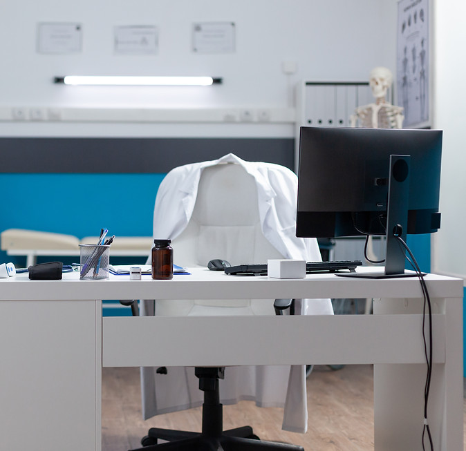 empty-medical-office-equipped-with-modern-furnitur-2026-03-19-01-58-41-utc.JPG