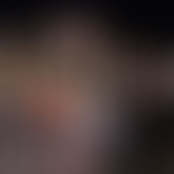 Le projet artistique et musical présenté par Shady Garfi, hier mercredi 22 avril 2026 à la Cité de la Culture, notamment à la salle des régions vers 19 h 30, est très intéressant à plus d'une mesure. En effet, 'La symphonie des nations' conjugue des instruments de la musique classique, principalement le violon, avec le piano. Ce mariage a accentué l'aspect voyage et romantisme de cette idée artistique. Le spectacle qui dure à peine plus d'une heure consiste principalement à jouer des parties musicales de 4 joyaux des symphonies occidentales, en réalité universelles, à savoir : un morceau très peu connu par le grand public, 'Finlandia' de Jean Sibelius', ensuite un opus intitulé 'In the Steppes of Central Asia' d’Alexander Borodin, troisièmement, 'Caucasian Sketches Suite n°1' de Mikhaïl Ippolitov-Ivanov, et quatrièmement, l'air mélodique le plus connu de cette excellente soirée, un Concerto pour piano n°1' de Piotr Ilitch Tchaïkovski.