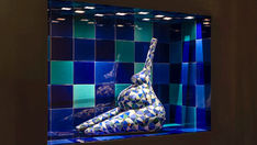 Çiniden uluslararası sergilere: Elif Uras'ın sanatında kadın, emek ve geleneğin izleri