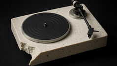 Sürdürülebilir Tasarım: Ron Arad'ın ikonik pikabı artık geri dönüştürülmüş plastikten