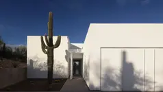 Ekstrem iklimde fonksiyonel mimari: Arizona Çölü’nde beton ve camın uyumu