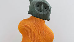 Zamanı durduran sanat: Iwamura'nın tuhaf seramik figürleri gelenekseli yeniden yorumluyor