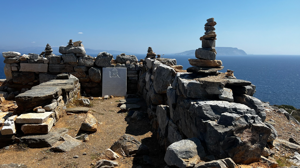 Homer's Tomb on Ios Island homer's tomb ios island greece homer's odyssey death of homer
