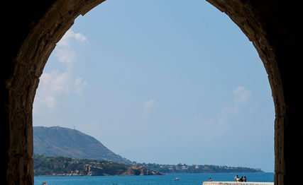 approfondimento sugli esiti del sopralluogo giuridico svolto in Sicilia e Calabria, dedicato all’attuazione delle nuove procedure di screening e di frontiera e alle criticità nell’emersione delle vulnerabilità.
