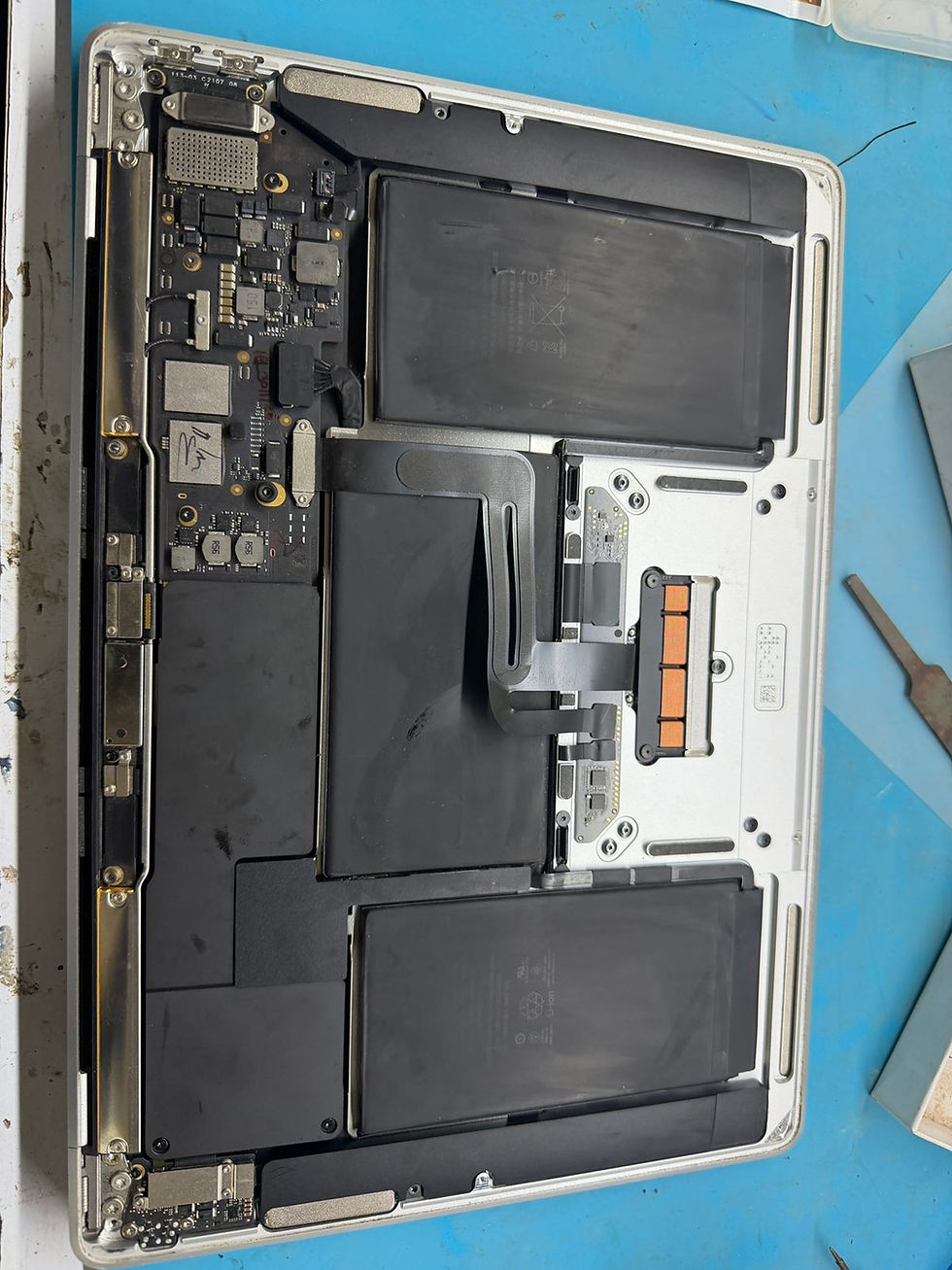 MacBook Repair Near me