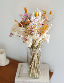 20 Beautiful Fall Wedding Flower Decoration Ideas for a Picture-Perfect Ceremony.jpg