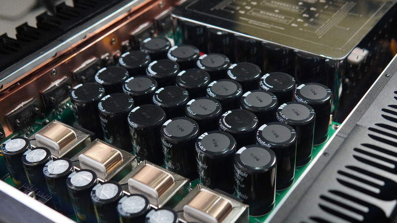 Miniatura: Amplificador Xindak A600E High-End