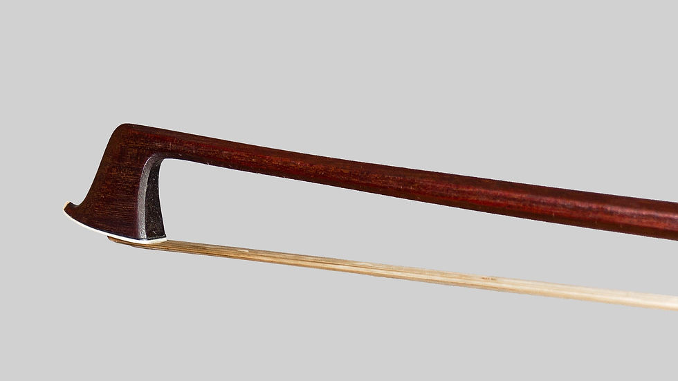 縮圖：精美的德國弓，可能是HR Pfretzschner，大約1900年