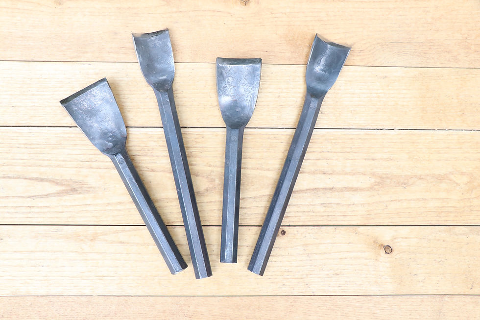 Miniature : Prototype de Bee-gouge : Gouge ruche tronc droite 30 cm