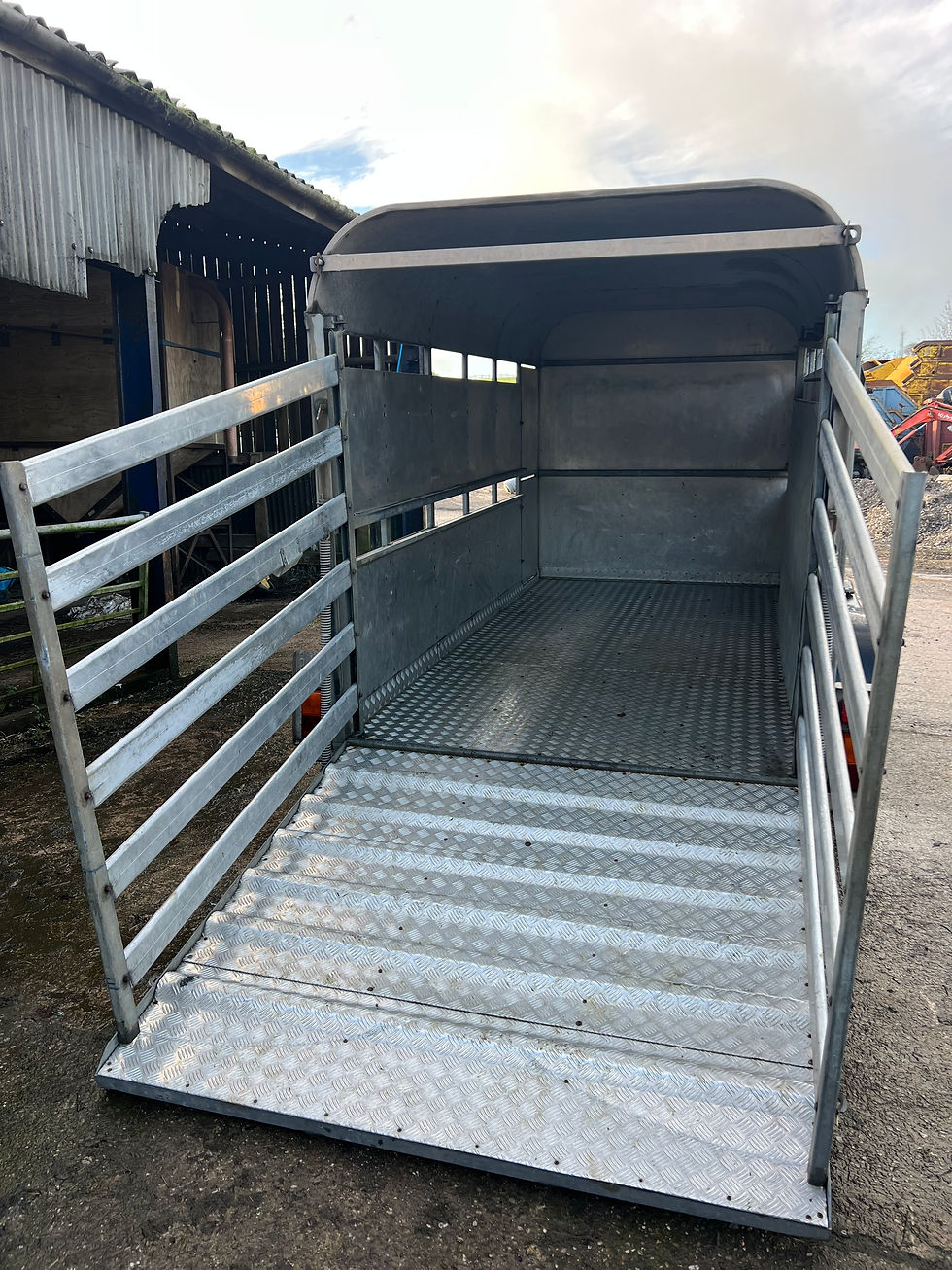 Thumbnail: 2004 Graham Edwards Cattle Trailer