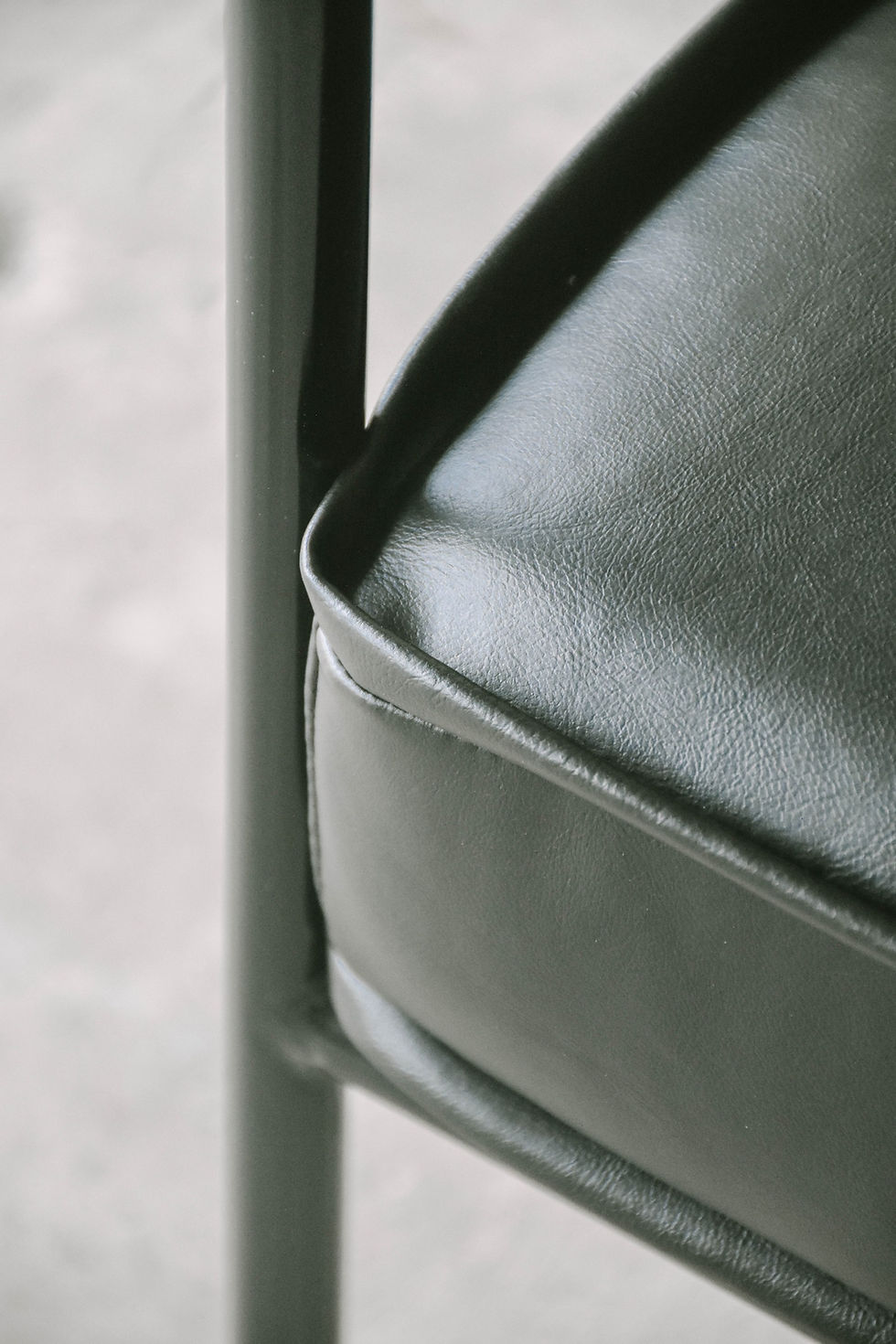 Hình thu nhỏ: ARMCHAIR CLASSIC RADIO (Simily Leather)