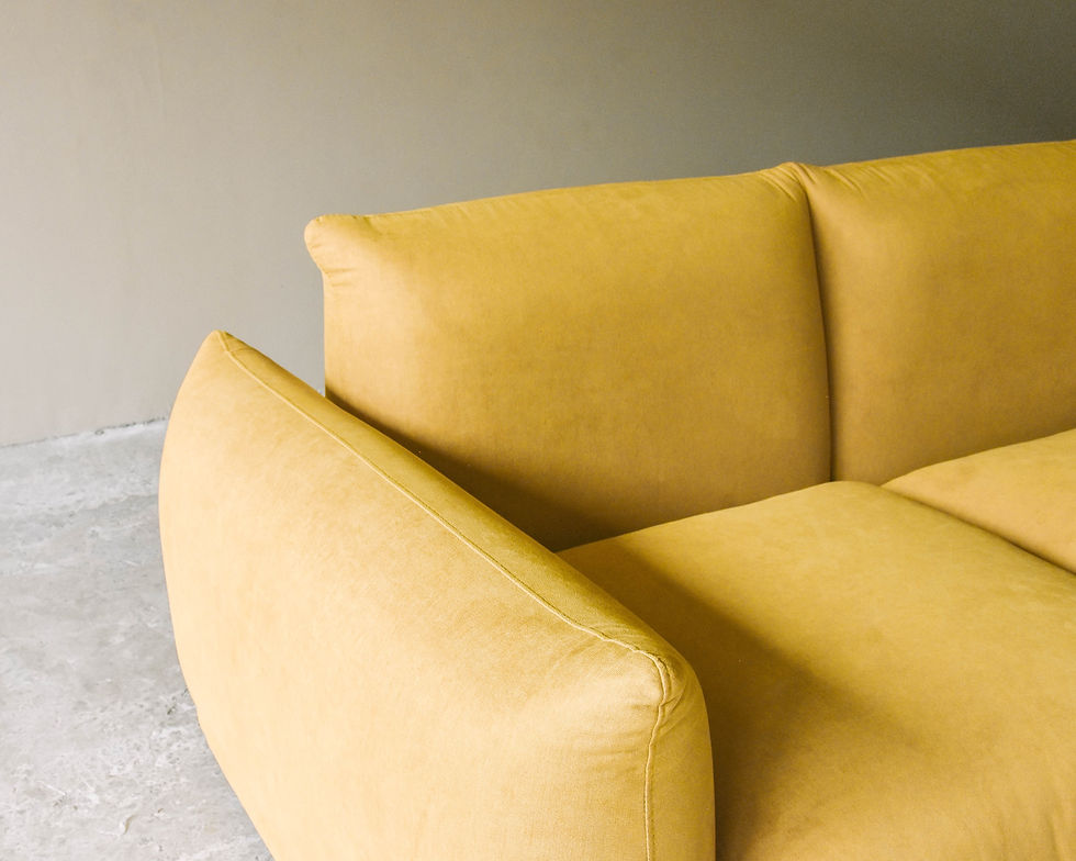Hình thu nhỏ: Sofa nắng tam giác 3 chỗ ngồi màu vàng vải indonesia