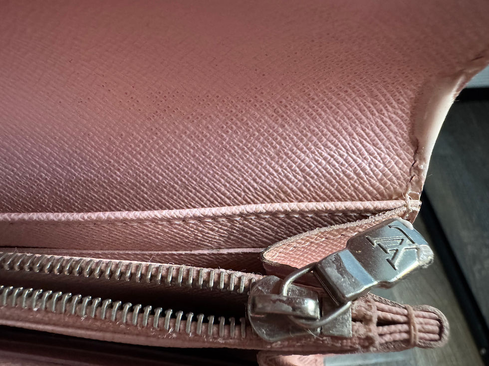 Thumbnail: LOUIS VUITTON Sarah Wallet Epi Leather Rose Ballerine Pink- Vintage