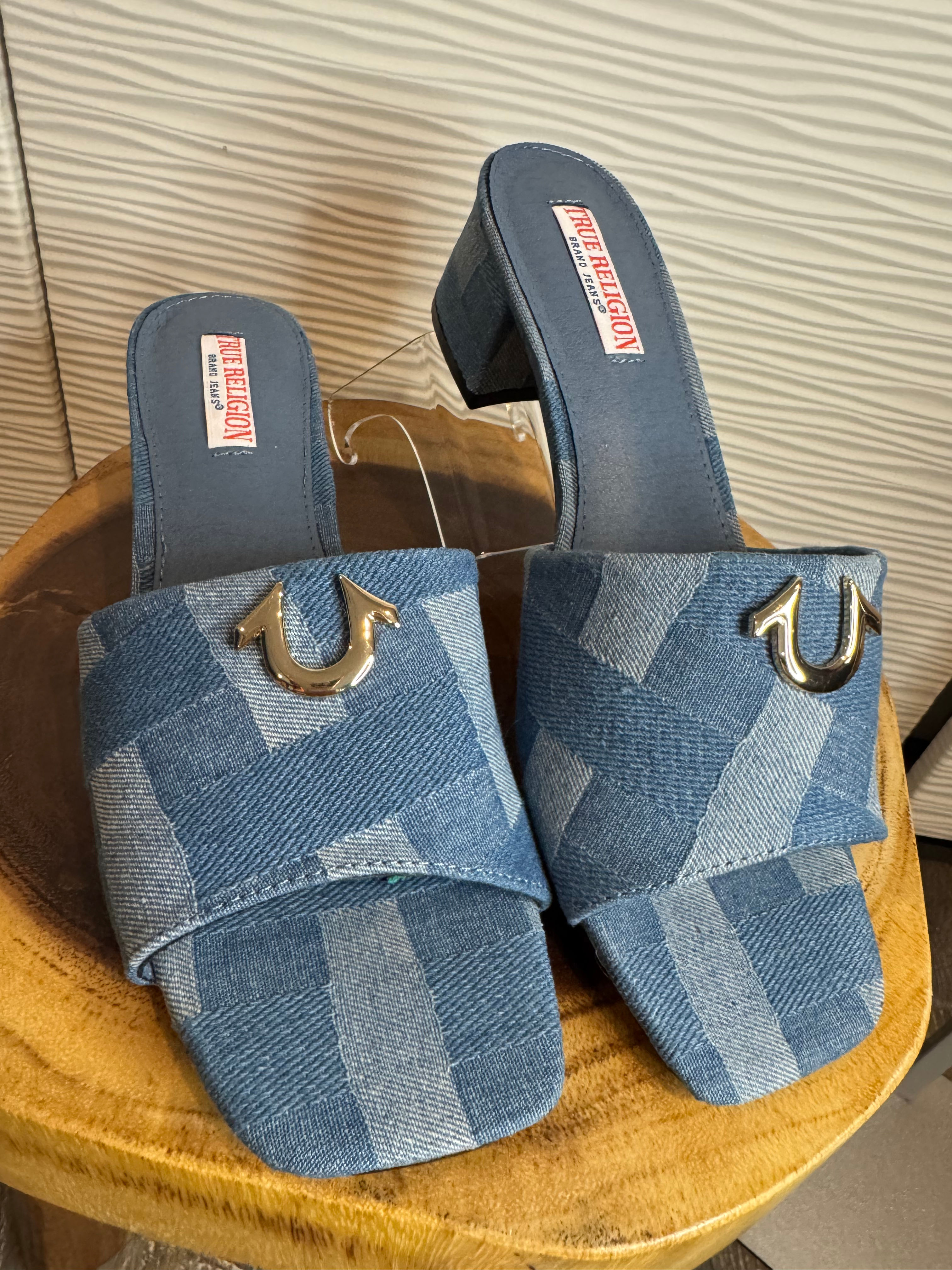True Religion Denim Slide Sandals Silver Horseshoe Logo Blue Sz 8 New