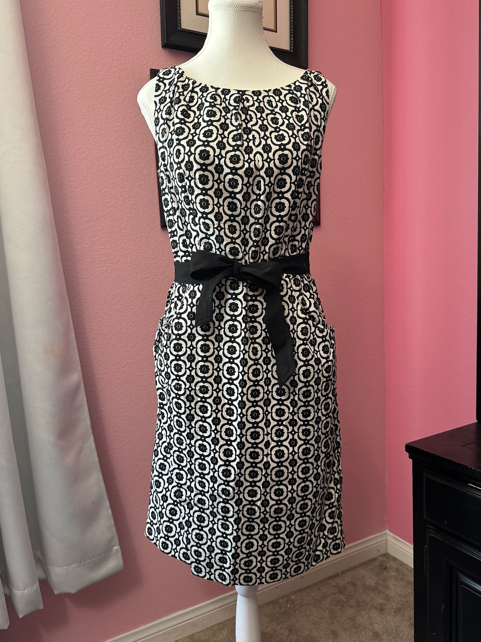 Thumbnail: Nine West Black & White Floral Geometric Sheath Dress with Waist Tie-size 10