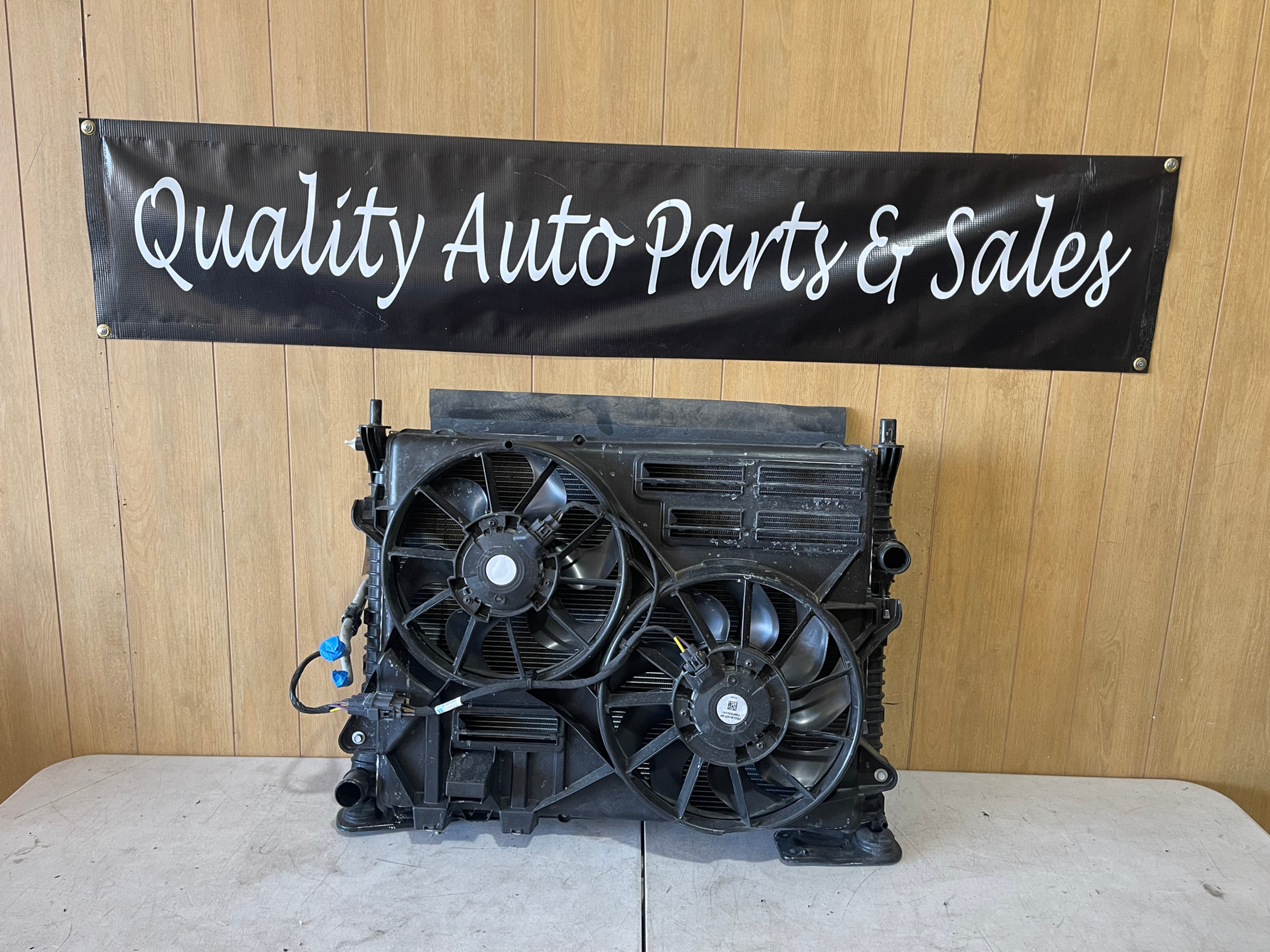 2015-2022 Ford Mustang Radiator, AC Condenser, Fan Shroud V8