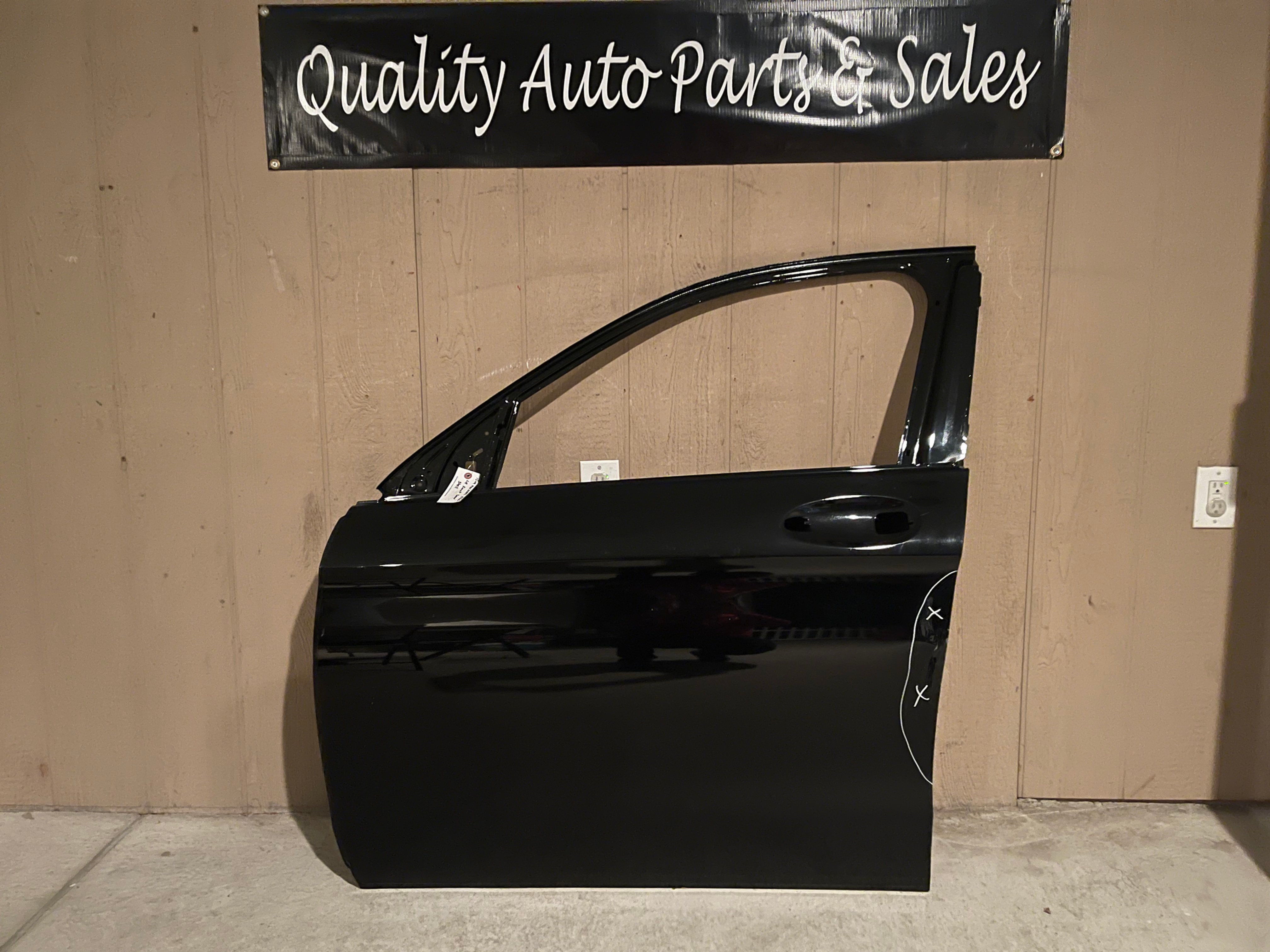 2015-2019 Mercedes GLC LH Front Door Shell