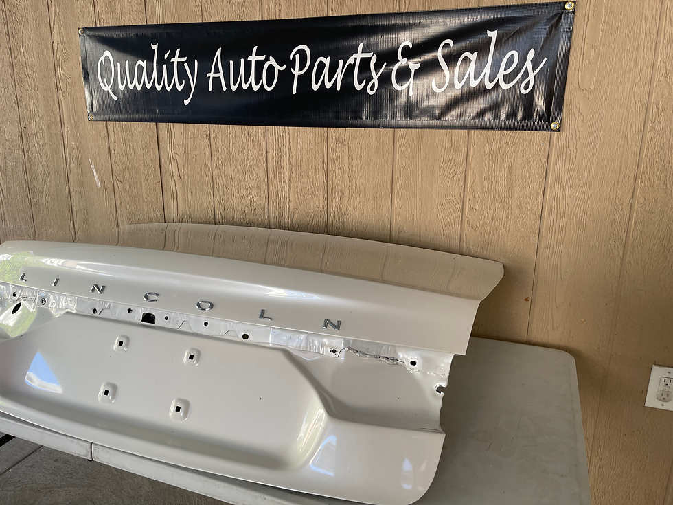 Thumbnail: 2017-2019 Lincoln Continental Trunk Lid