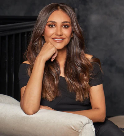 Nilam Holmes