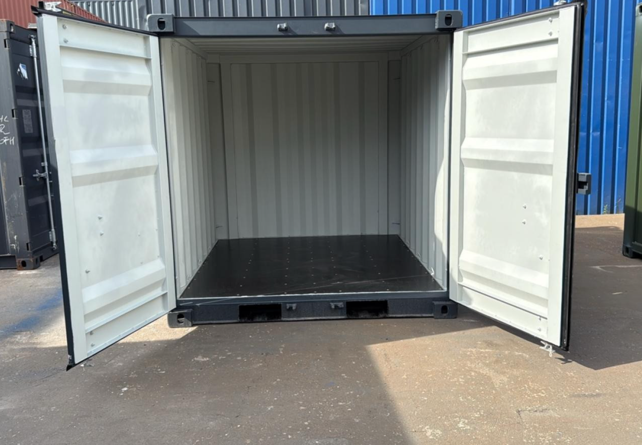 8ft Heavy-Duty Self-Storage Construction Container (RAL 7016) for sale