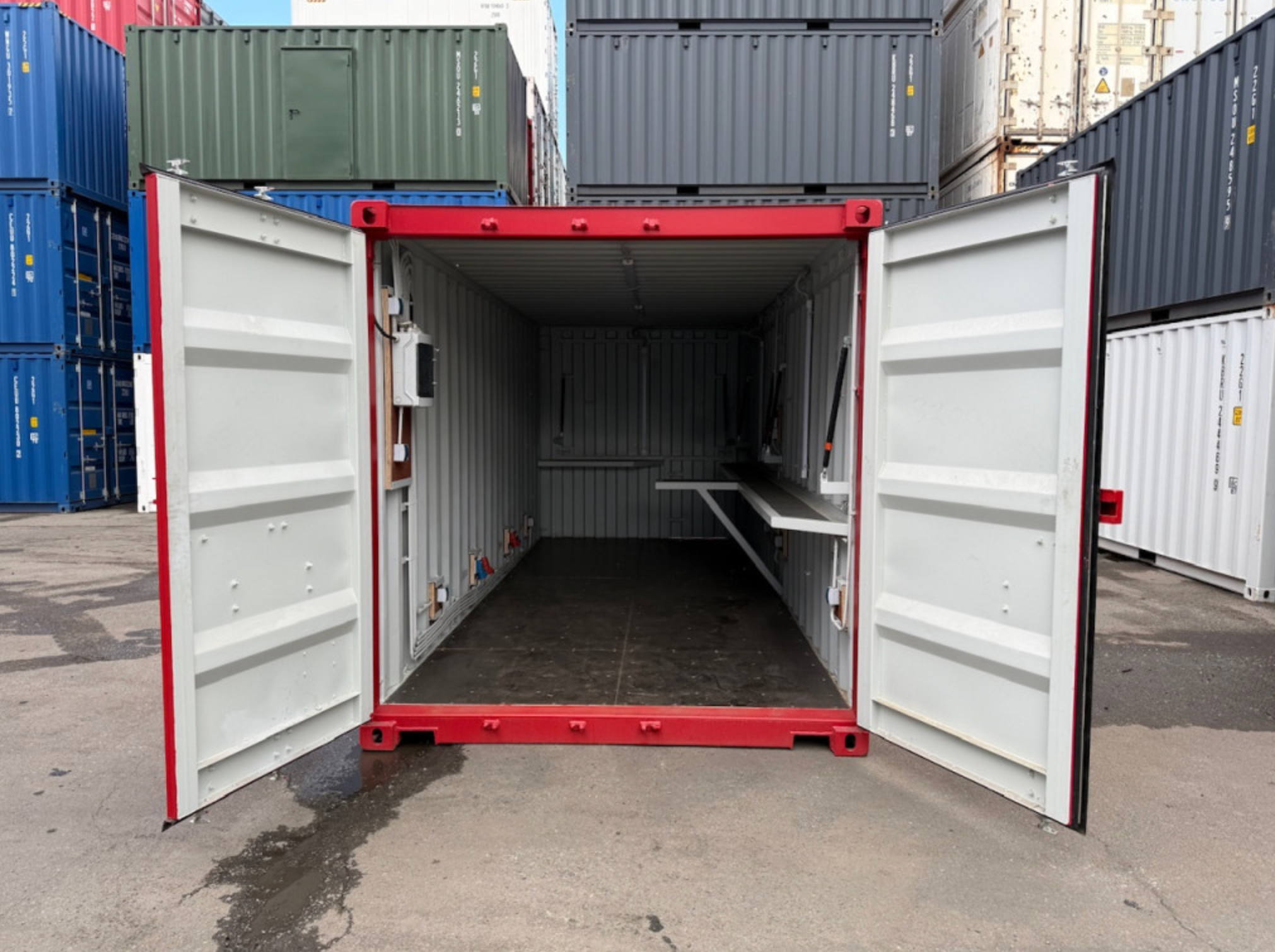 20ft Modular Pop-Up Event Bar Container with Integrated Counter/Electrical Pack