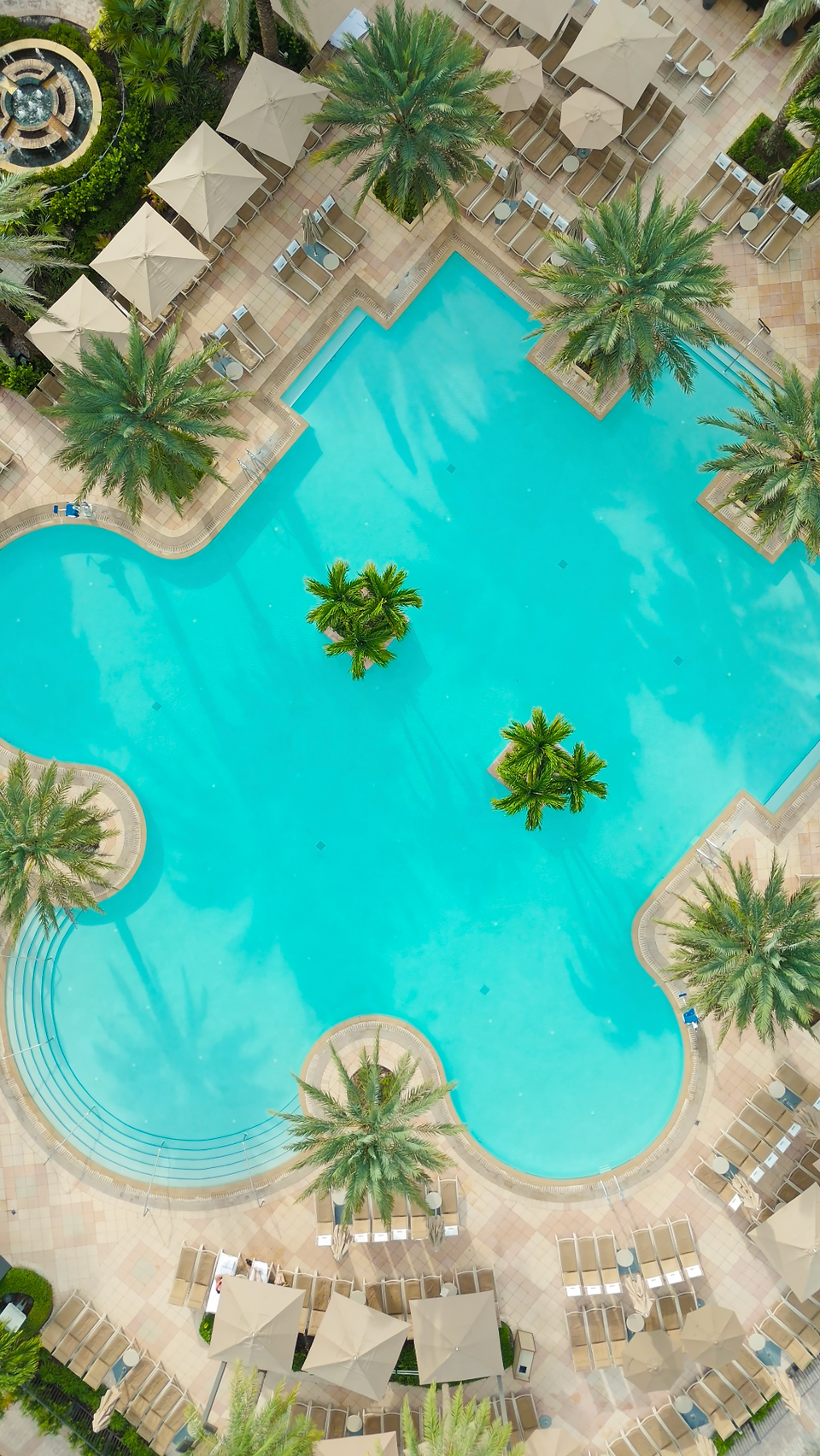 Quinn’s Pool at JW Marriott Marco Island Beach Resort