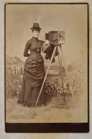 P-2974 Hattie L. Hunt 1884 (see Brown Album P2508 Harriet L. Hunt). Page 16 HHB Red Album.