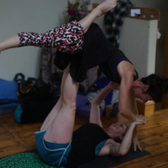 couple yoga superman.jpeg