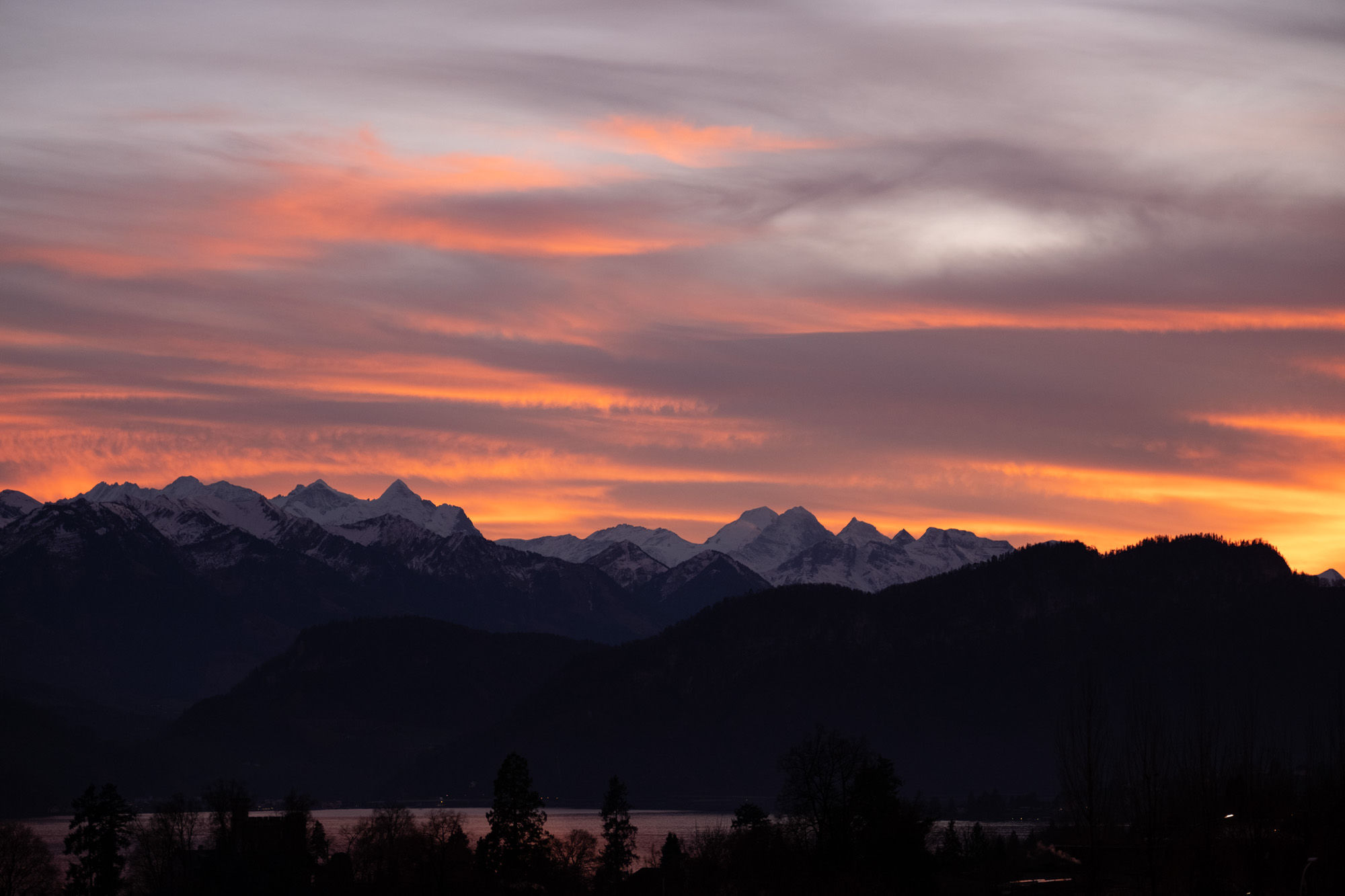Abendrot Berner Alpen