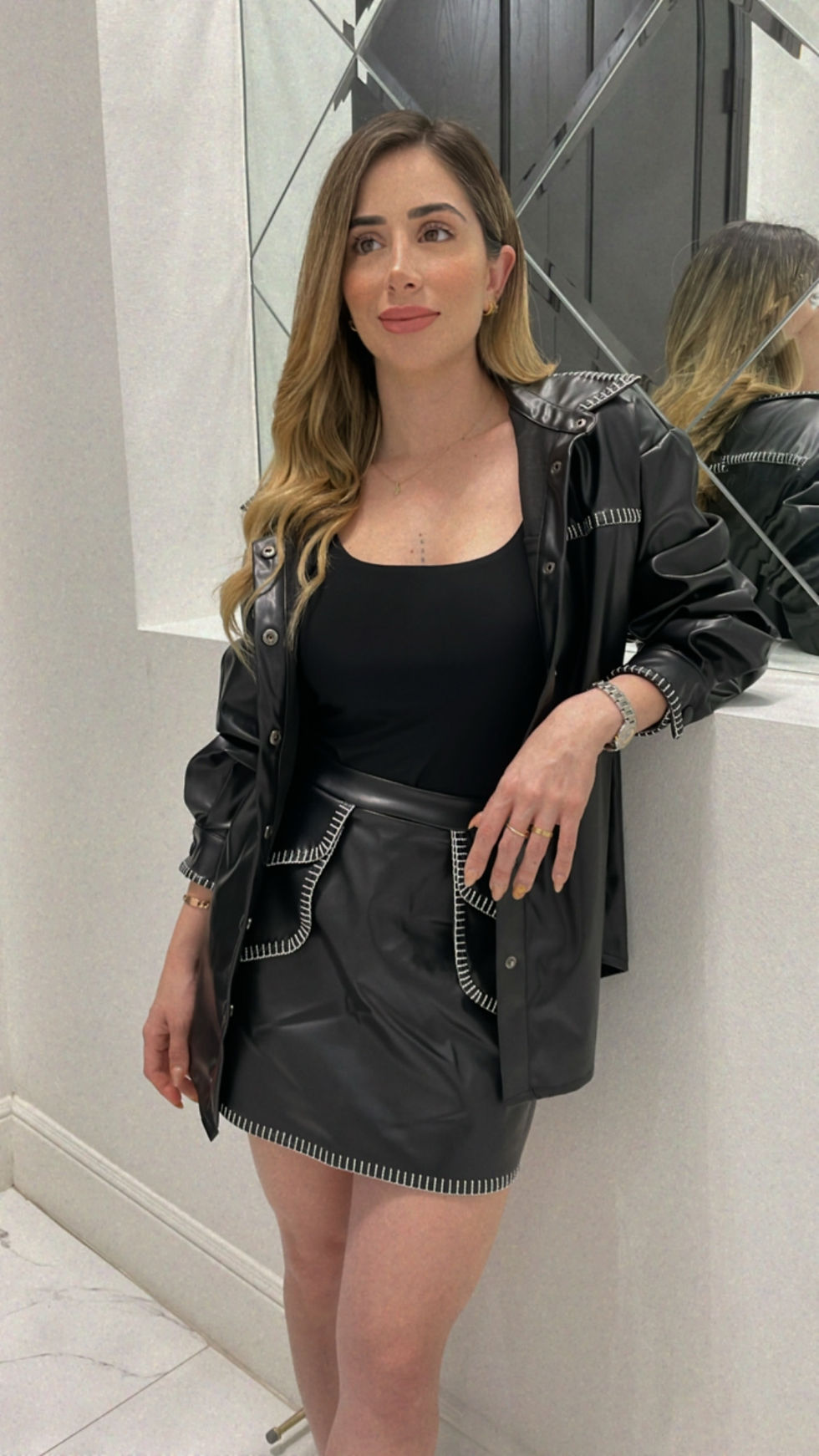 Thumbnail: Tami Top 
