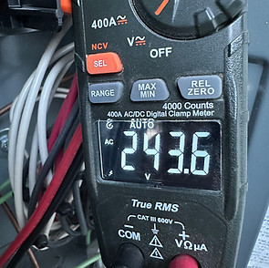 voltage meter