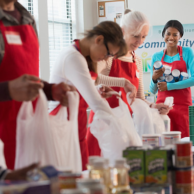 Volunteers Packing Food 