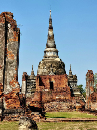Ancient royal chedis believed to contain the ashes of Ayutthaya kings