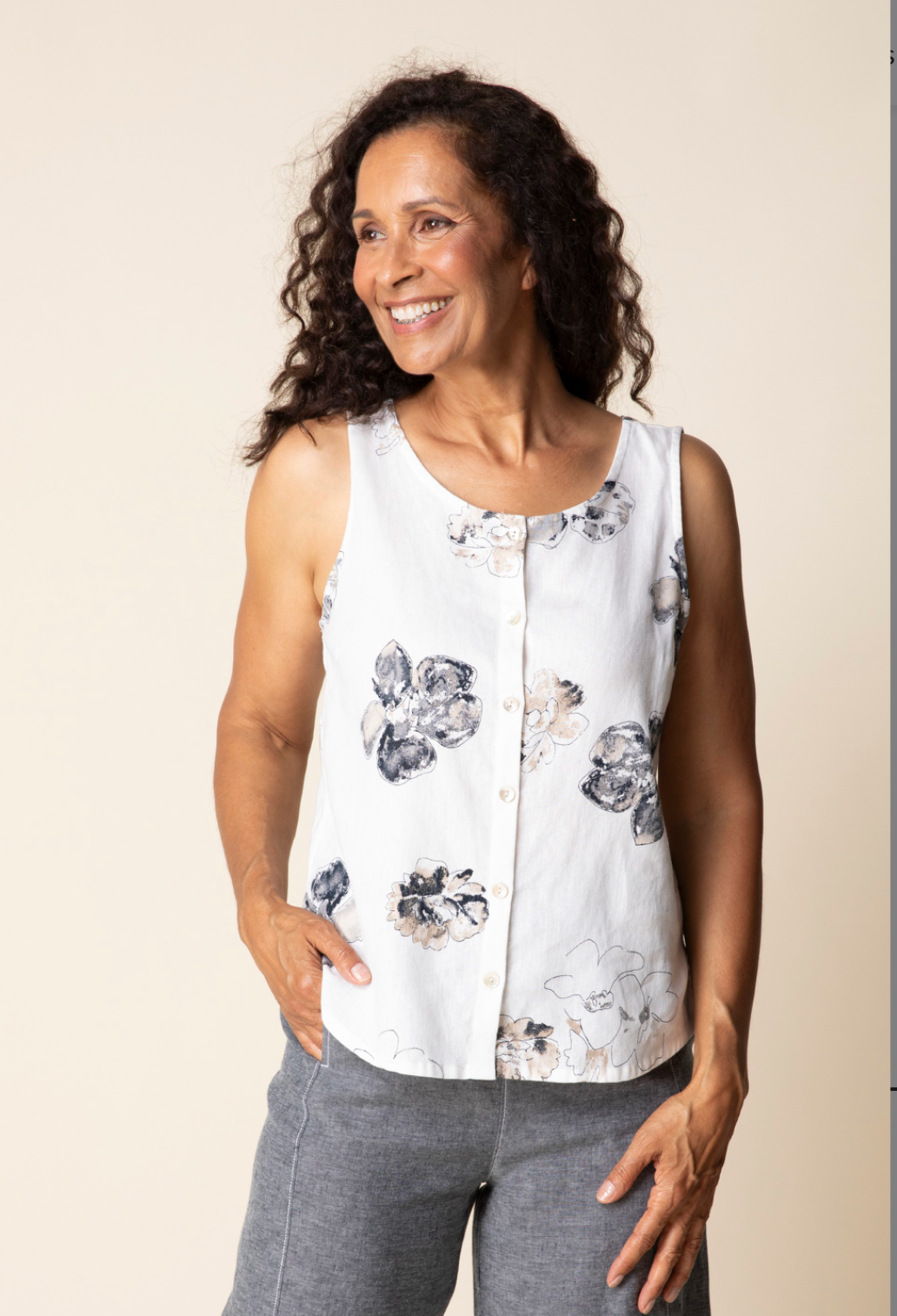 Pleat Back Button Tank