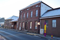 adaptive-image_480-406-305_720-406-355_s