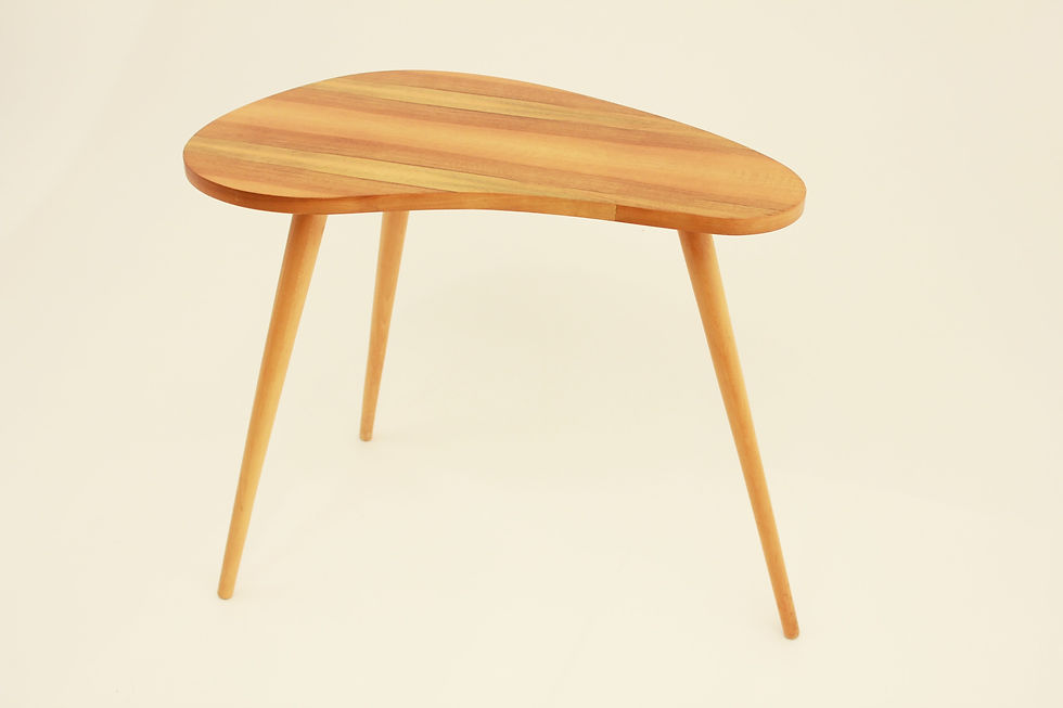 Miniatura: Stolek trojnožka/Tripod table