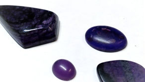 スギライトのジュエリー製作