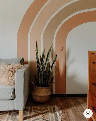 peinture mur DIY pour donner de la couleur arc en ciel dans votre intérieur