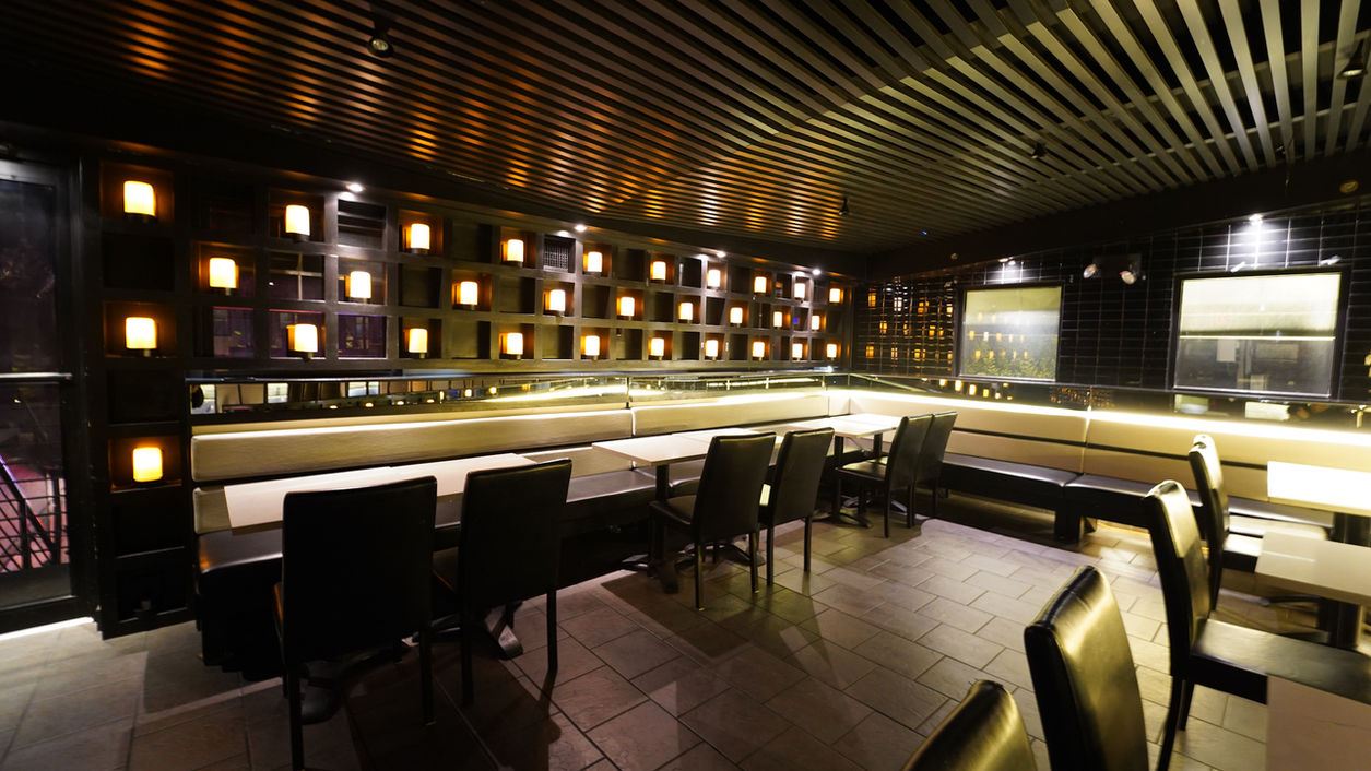 Blend Astoria Interior Decor