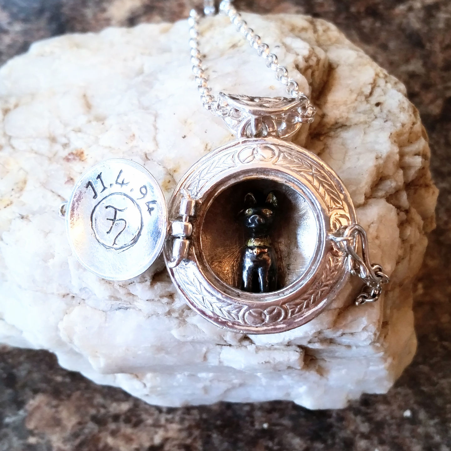 Bastet Locket.jpg