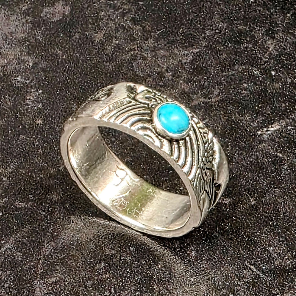 Thumbnail: Koi Ring with cabochon
