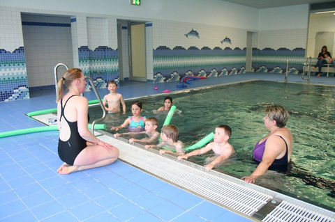 Schwimmkus TuS Arzfeld Eifel Schwimmen lernen Erwachsene und Kinder (1).JPG