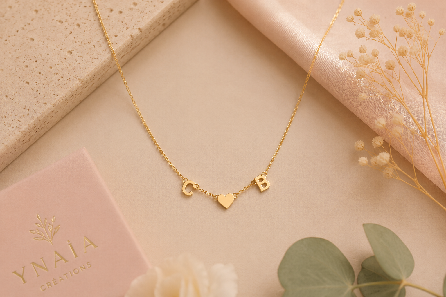 Collier Alia : coeur et 2 initiales Personnalisé