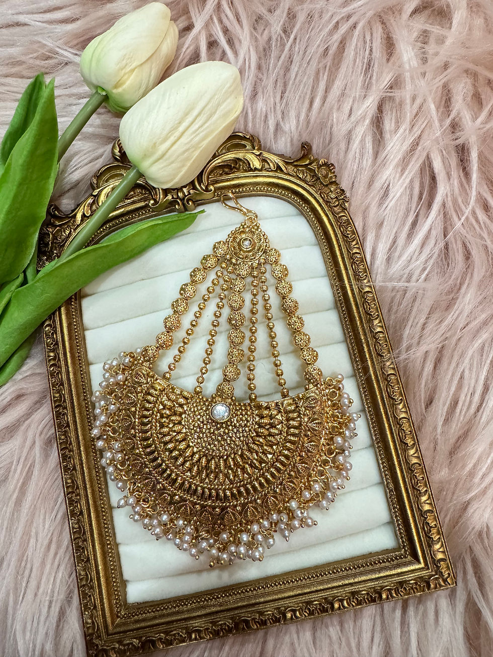 Thumbnail: Antique Gold-Plated Passa with Moti/Pearls
