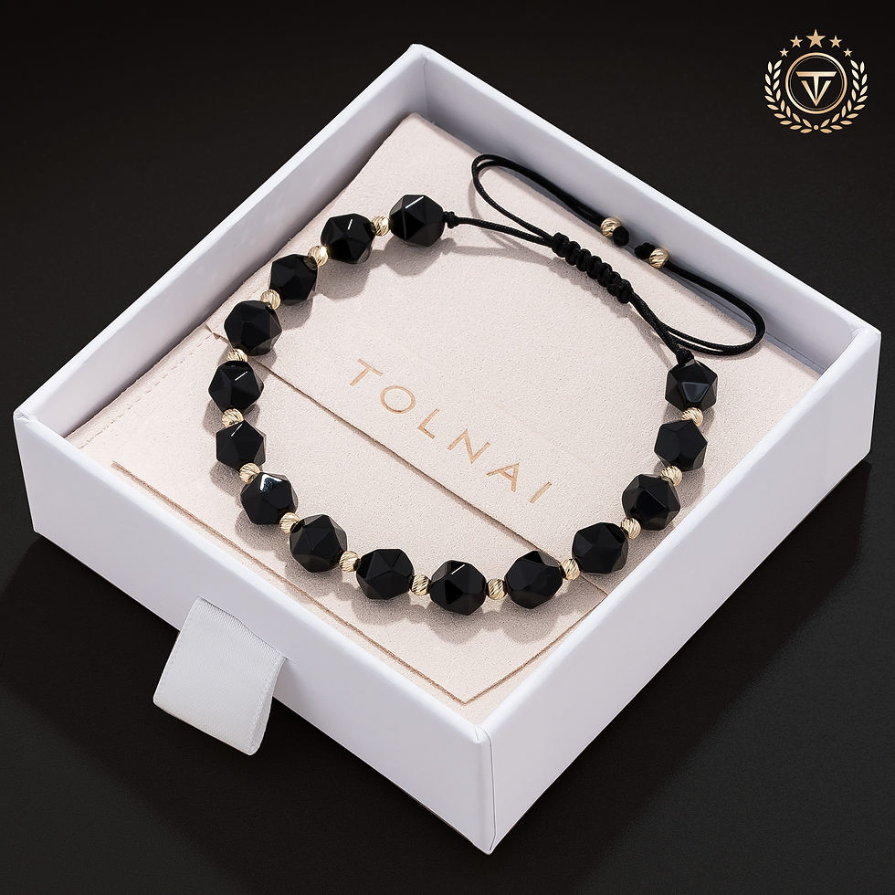 noi_arany_karkoto_ora_kisero_egyedi_fekete_asvany_gyongyokkel_14k_tolnai